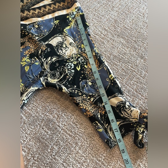 Free People Catch Me If You Can Tie Sleeve Blouse, Boho Cheetah Print, XS - Picture 9 of 16